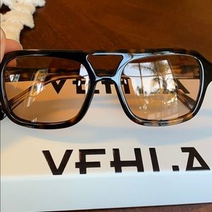 Vehla Dixie Sunglasses